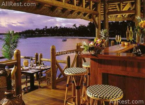 One & Only Le Saint Geran 33